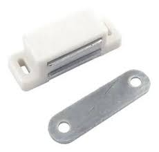 RETEN IMAN P/PUERTA 30MM BLANCO